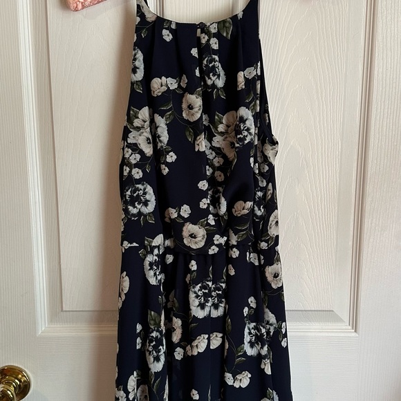 Women’s Navy Floral Fit & Flare Spring & Summer Party Dress Size Medium - Picture 4 of 11